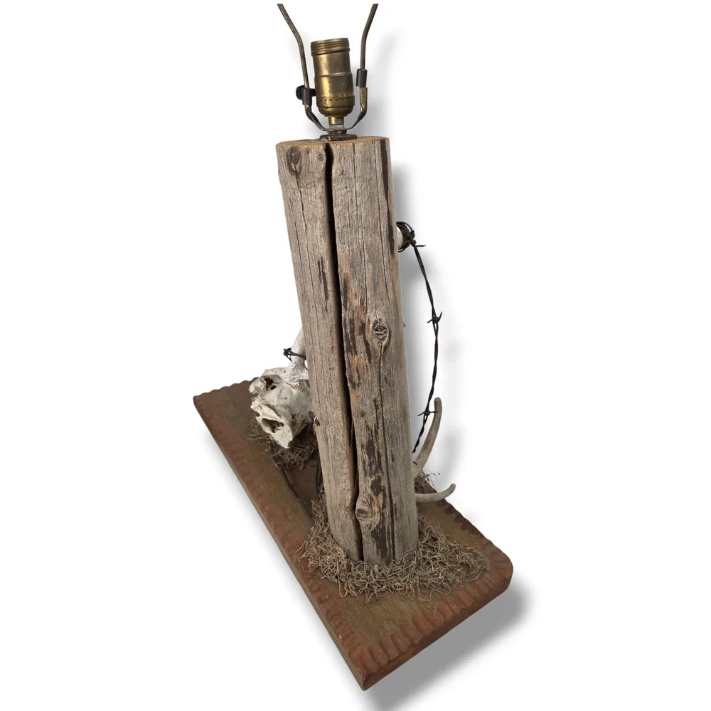 Rustic Deer Skull Barbed Wire Table Lamp Lodge Cabin Western Decor Vintage